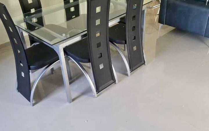Tables et ensembles de salle à manger