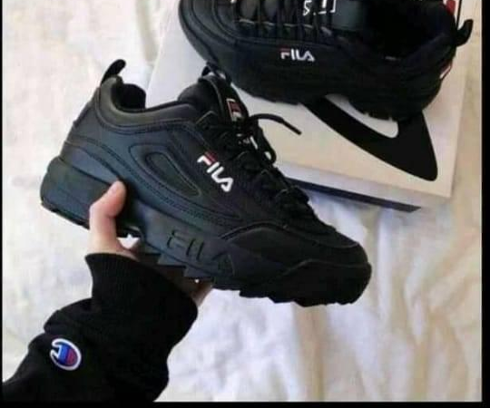 Athletic shoes