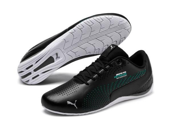 Athletic shoes