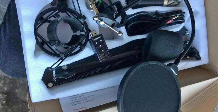 Haut-parleurs, casques et micros