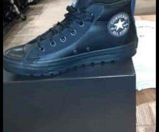Chaussures athlétiques