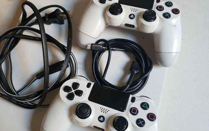 Sony Playstation 4