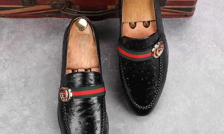 Dress shoes