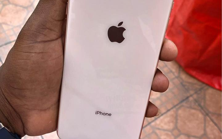 Telefòn Pòtab & Smartphones
