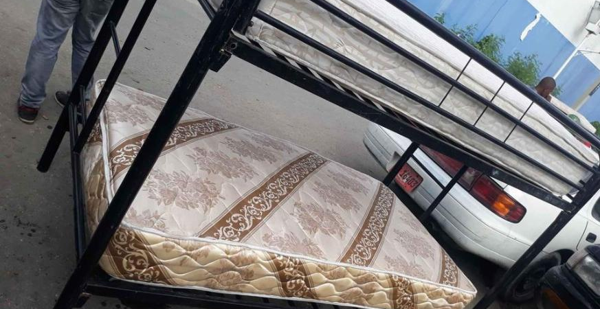 Beds & Mattresses